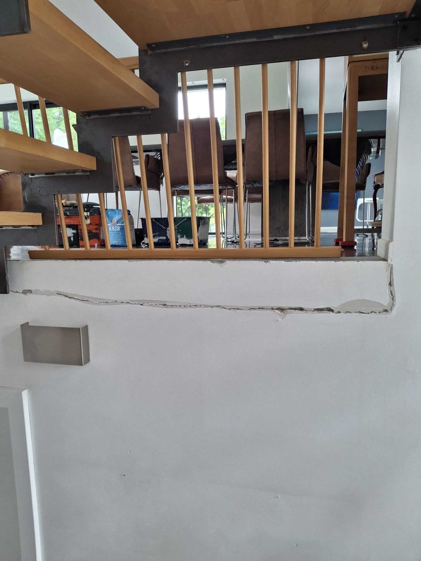 Fissure traitée avant peinture — Woluwe